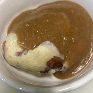 Mashed Potatoes W/ Gravy